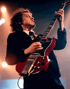 Angus SG Live