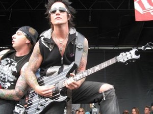 Synyster Gates